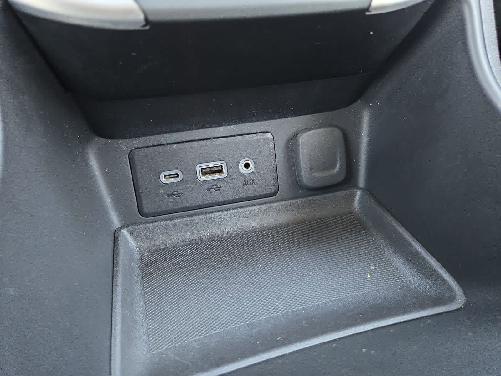 Thumbnail: 2024 GMC Terrain - 28