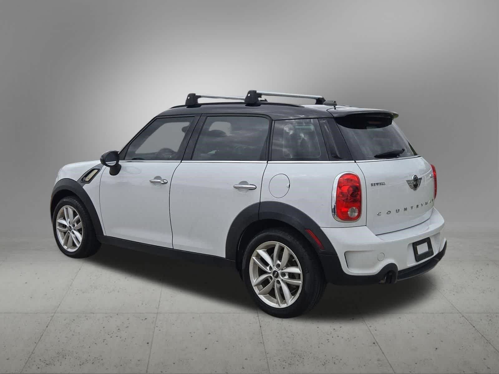 Thumbnail: 2014 MINI Cooper Countryman - 4