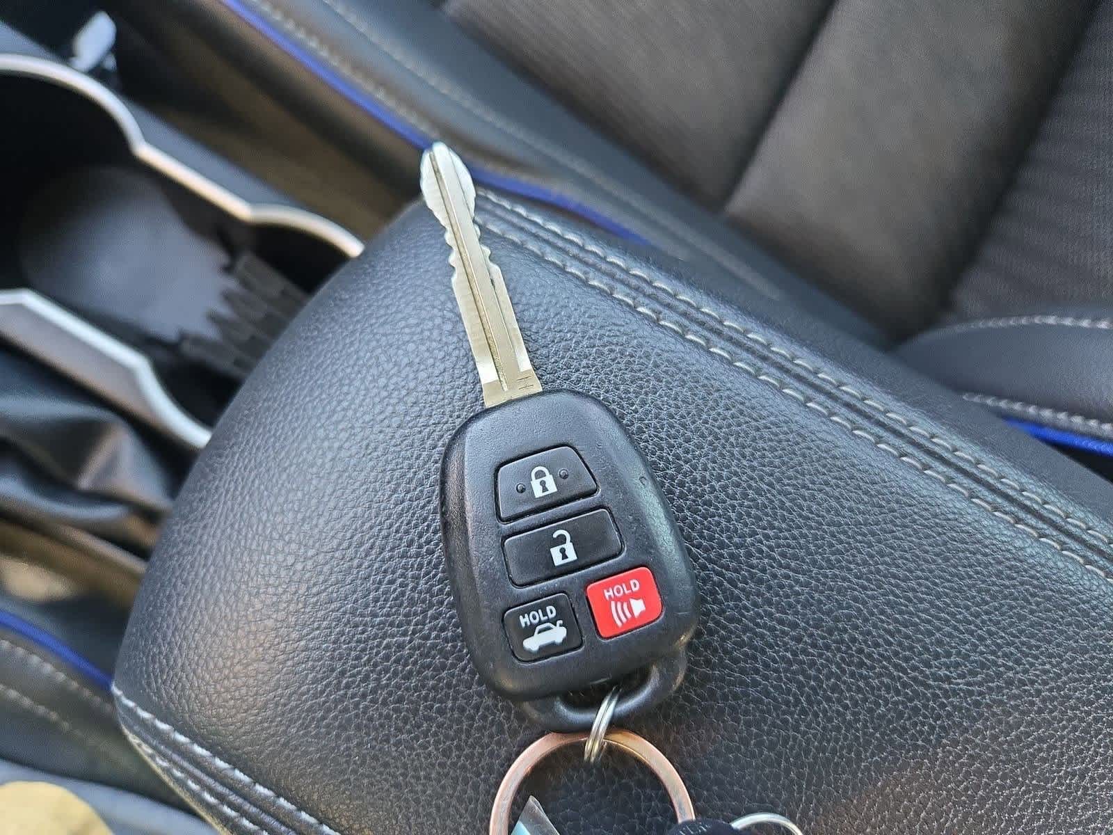 Thumbnail: 2019 Toyota Corolla - 32