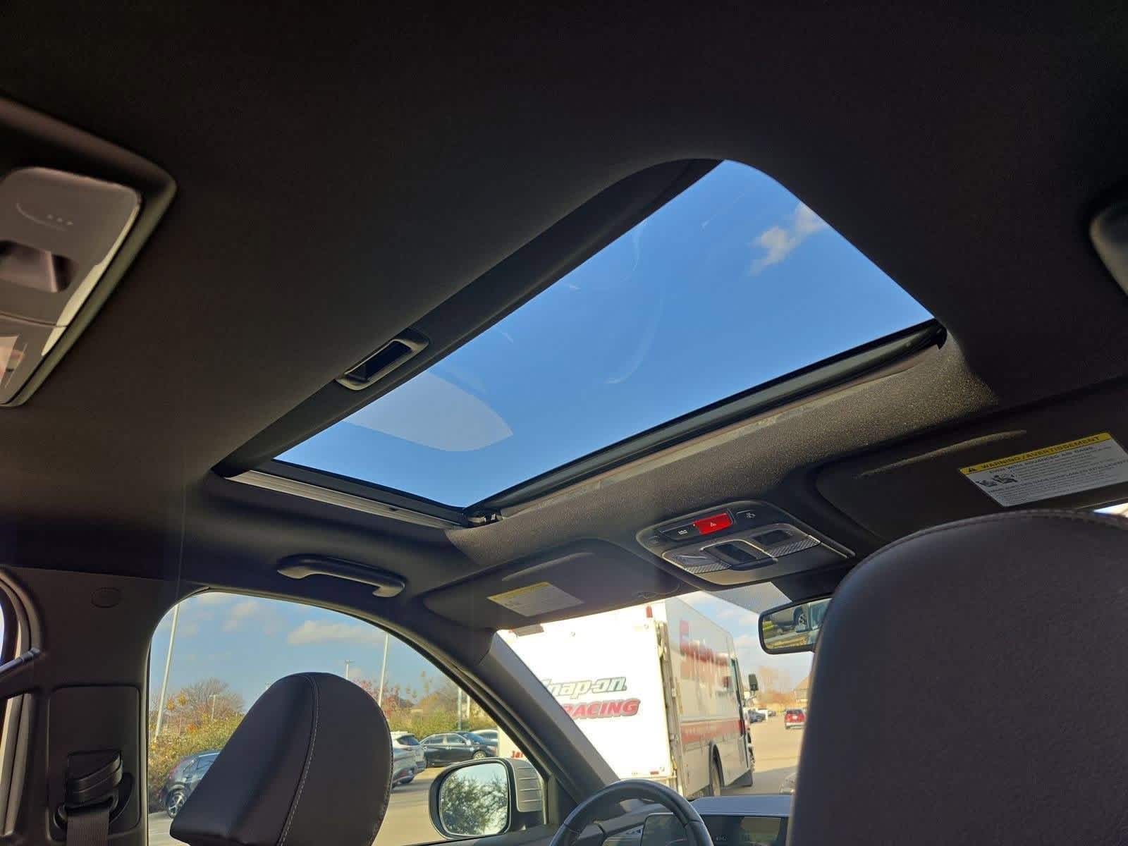 Thumbnail: 2024 Kia Telluride - 21