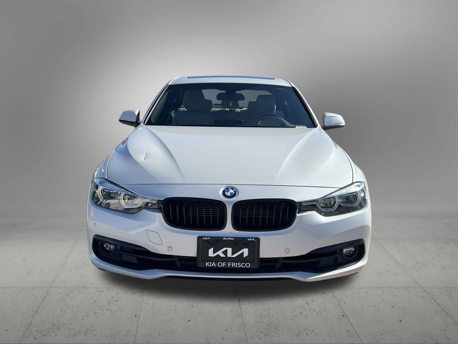 Thumbnail: 2018 BMW 3 Series - 15