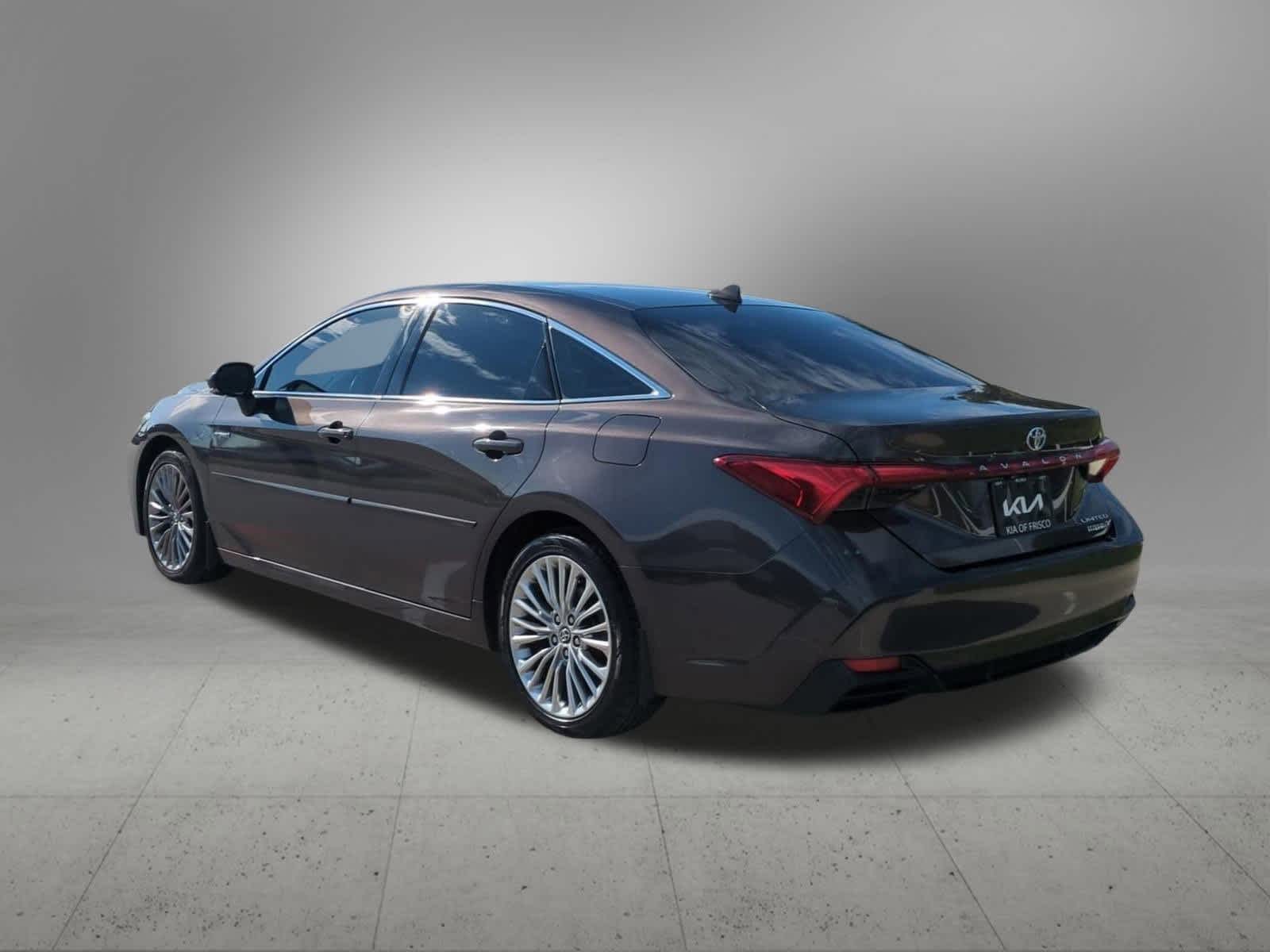 2020 Toyota Avalon Hybrid Limited photo 4