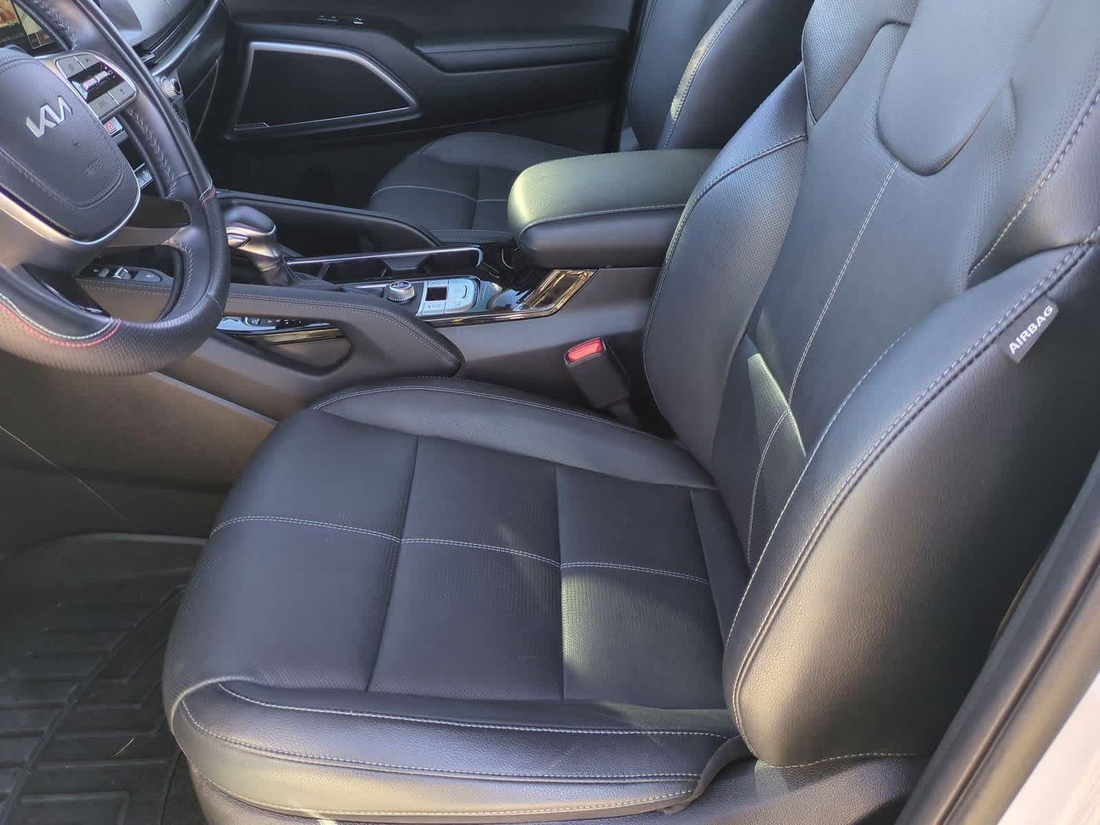 Thumbnail: 2023 Kia Telluride - 15