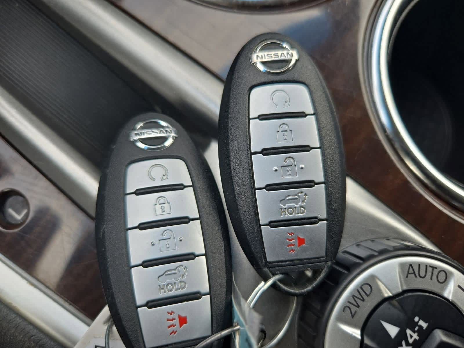 Thumbnail: 2015 Nissan Pathfinder - 33