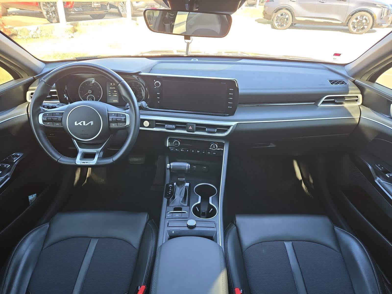 Thumbnail: 2023 Kia K5 - 13