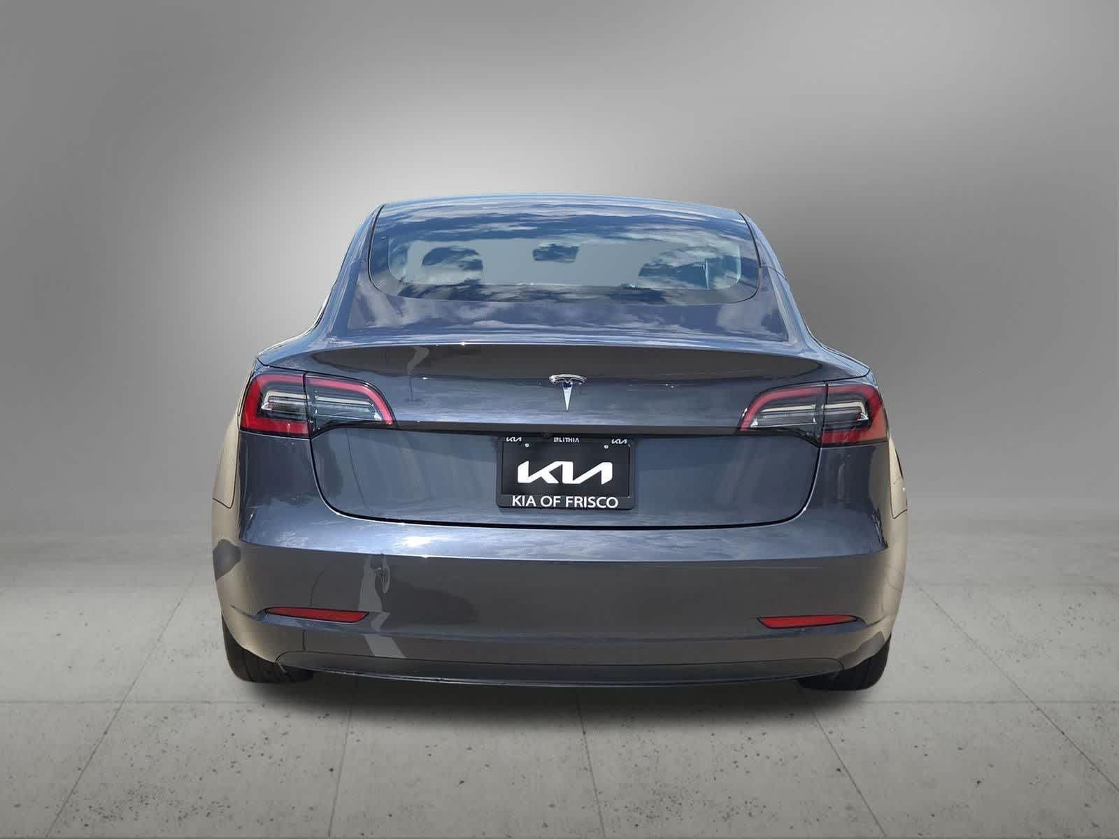 Thumbnail: 2023 Tesla Model 3 - 10