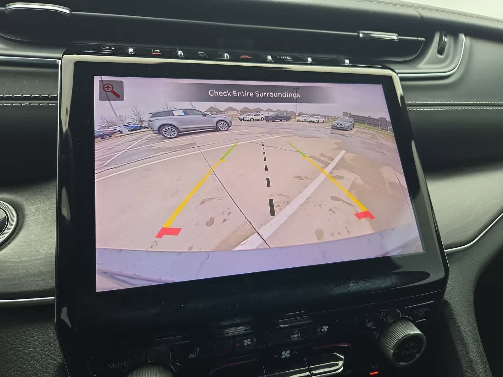 Thumbnail: 2022 Jeep Grand Cherokee - 30