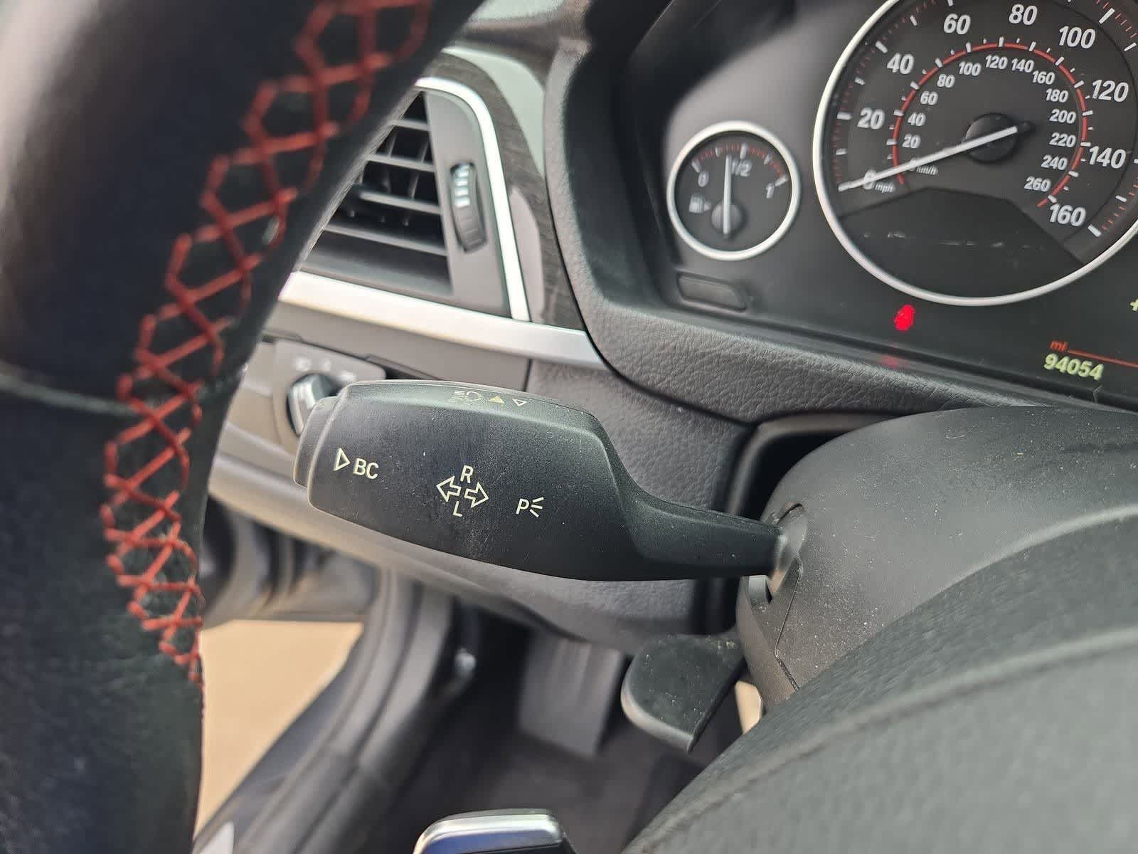 Thumbnail: 2016 BMW 3 Series - 27