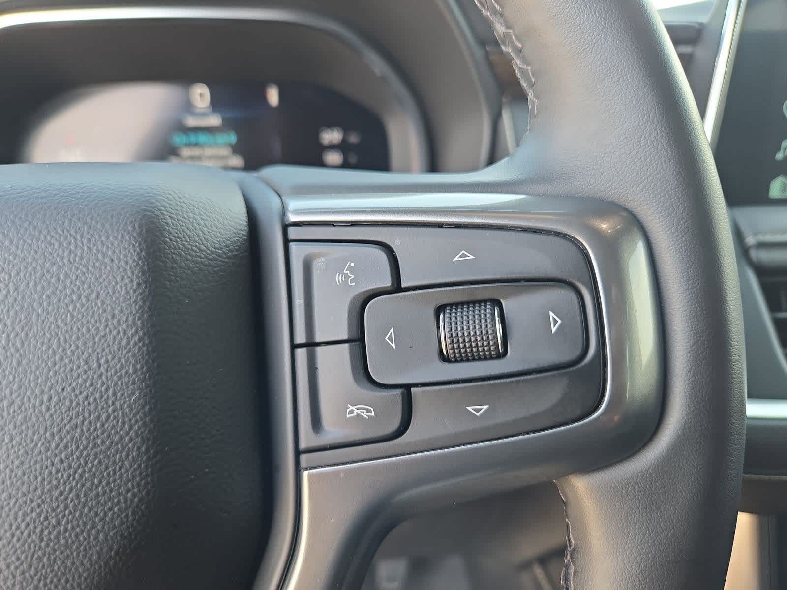 Thumbnail: 2023 Chevrolet Tahoe - 24