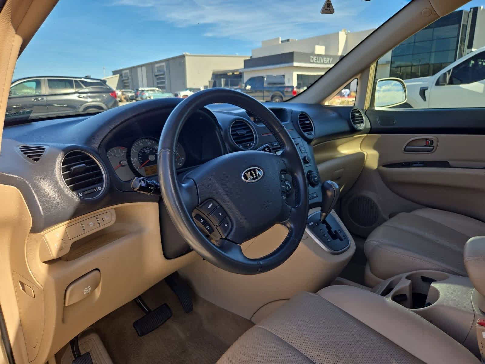 Thumbnail: 2007 Kia Rondo - 2