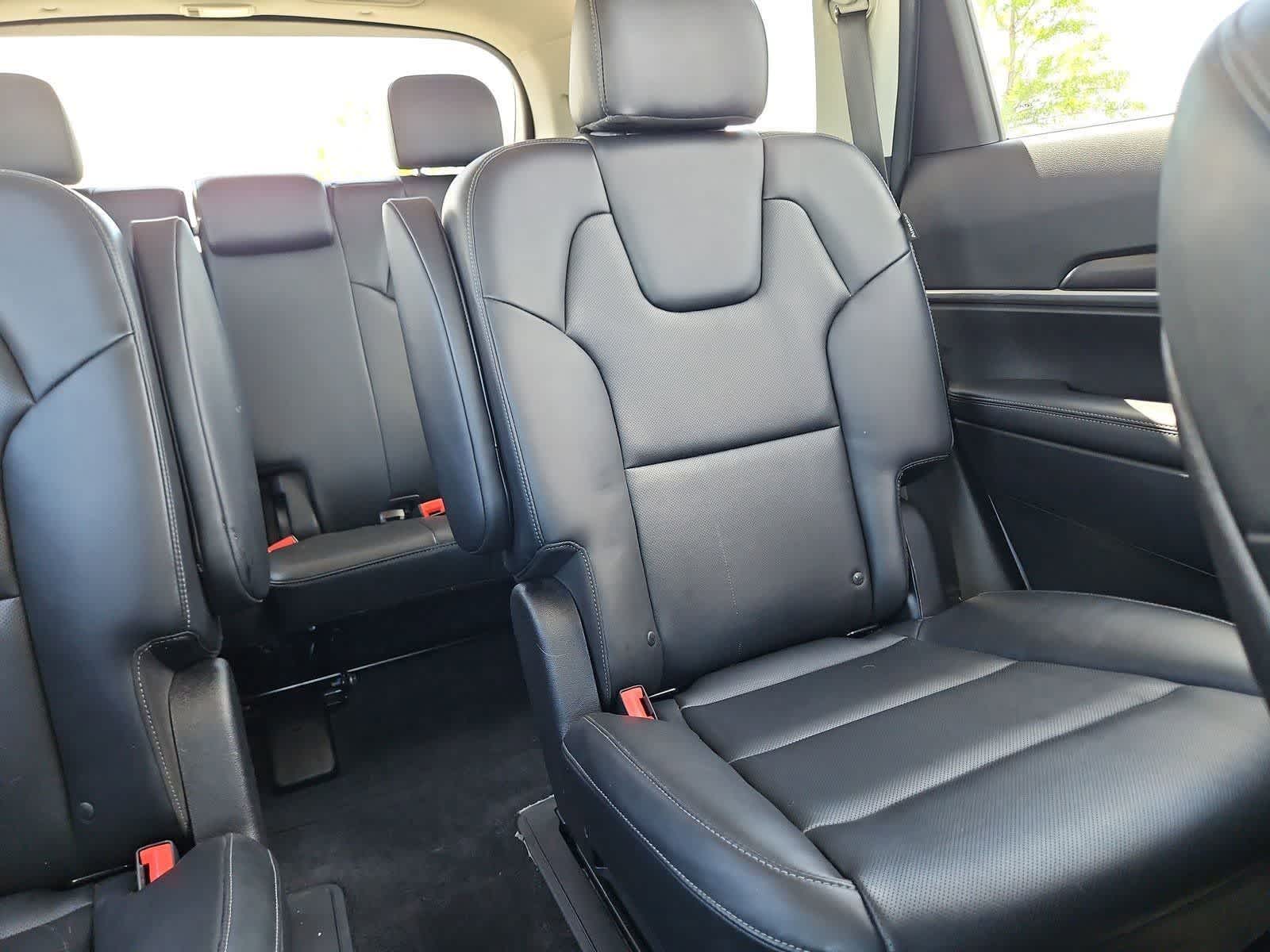 Thumbnail: 2024 Kia Telluride - 6