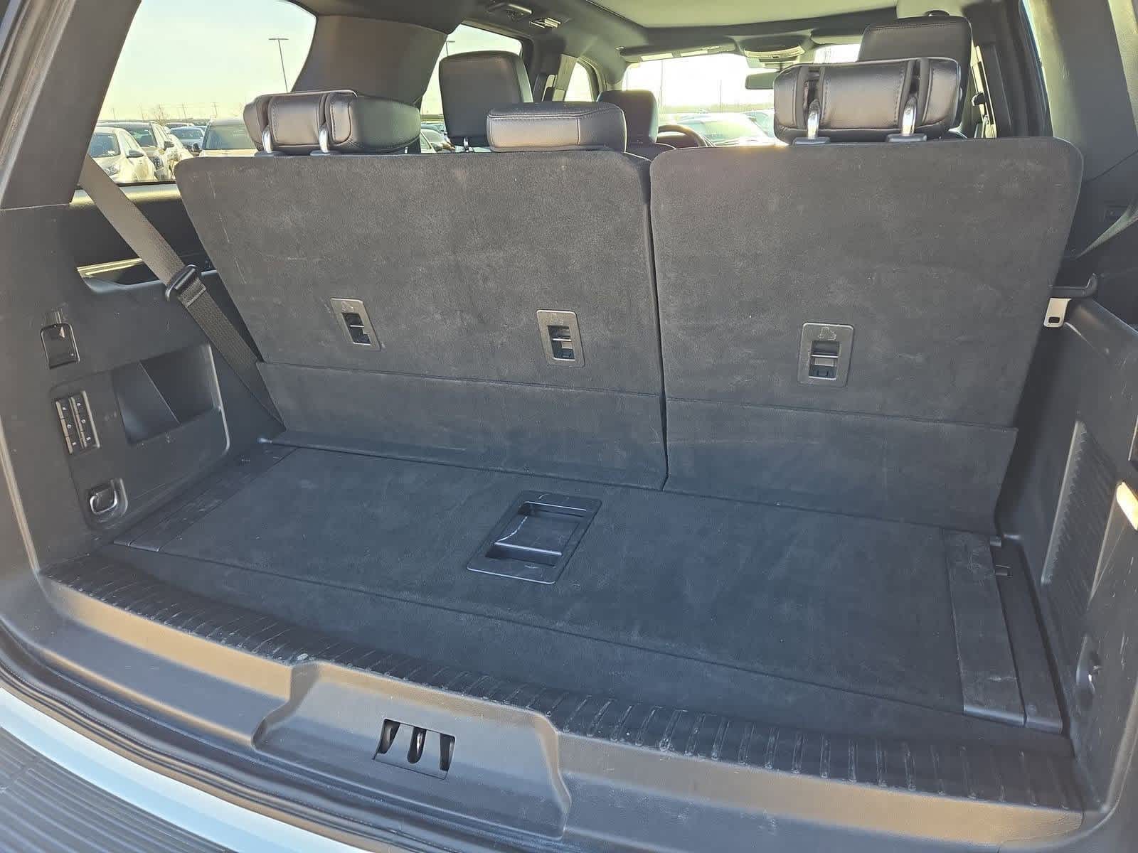 Thumbnail: 2021 Ford Expedition - 37