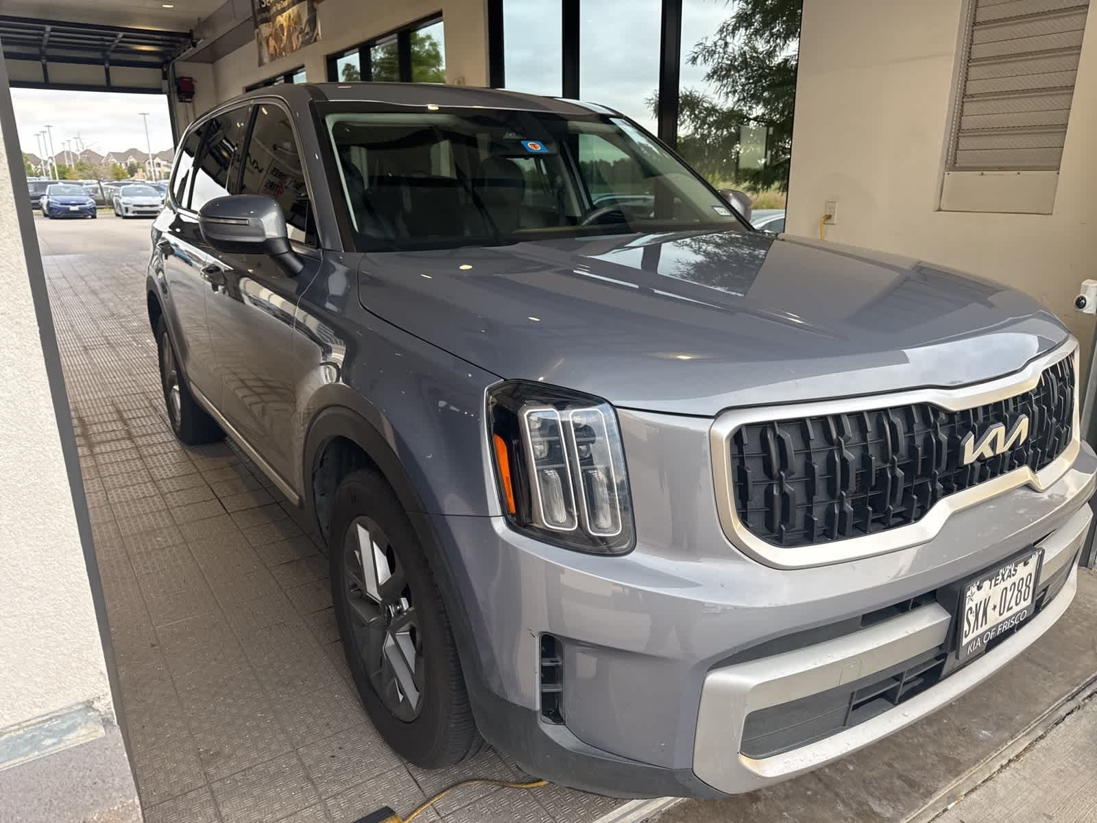 Thumbnail: 2023 Kia Telluride - 2