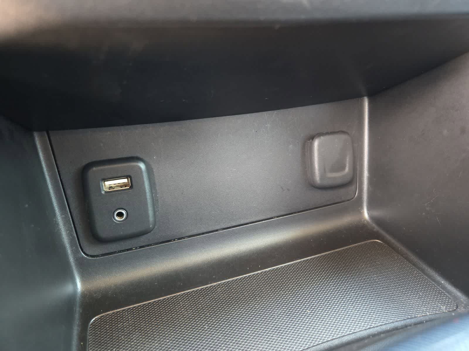 Thumbnail: 2017 Chevrolet Colorado - 28