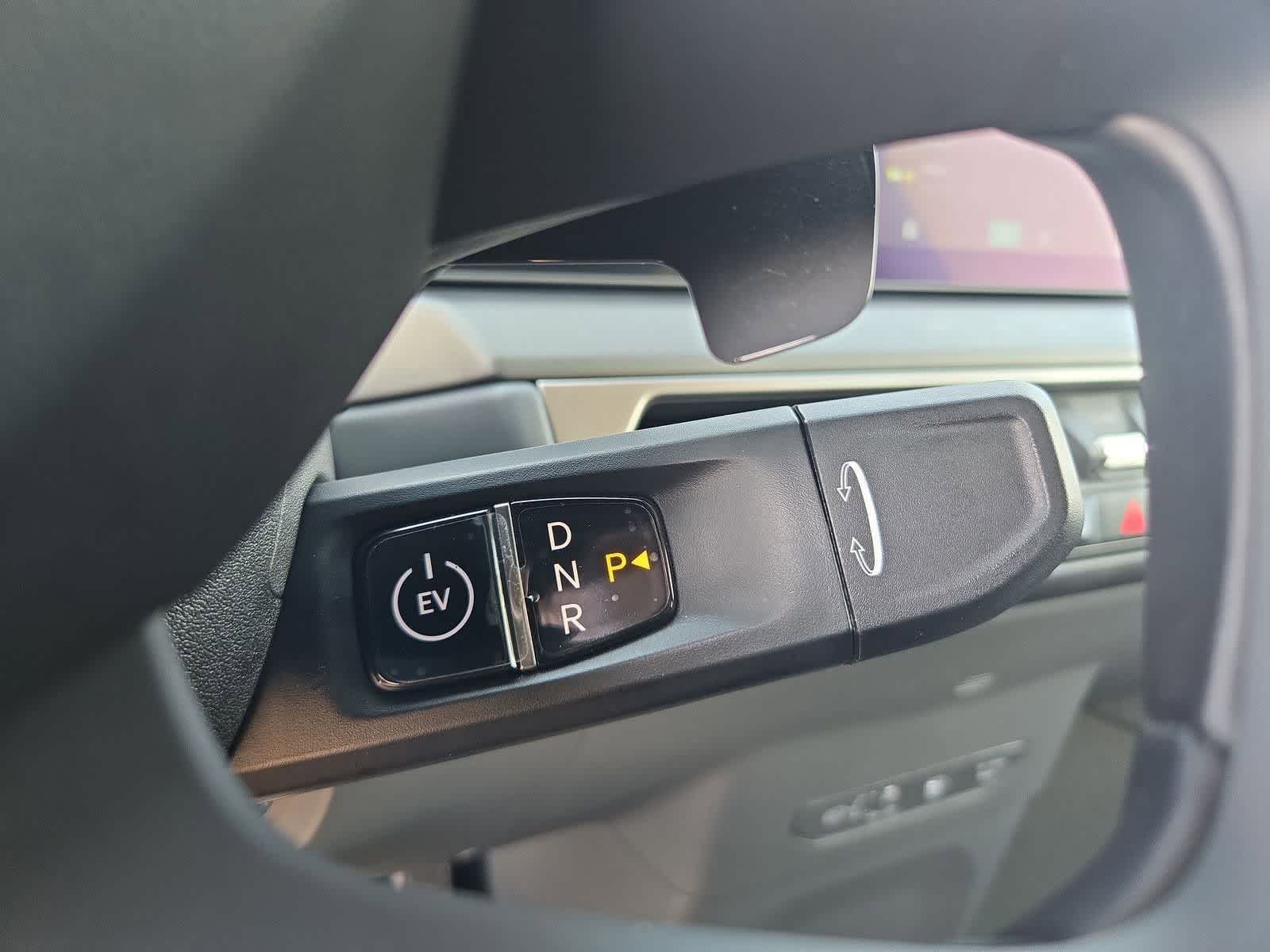 Thumbnail: 2024 Kia EV9 - 29