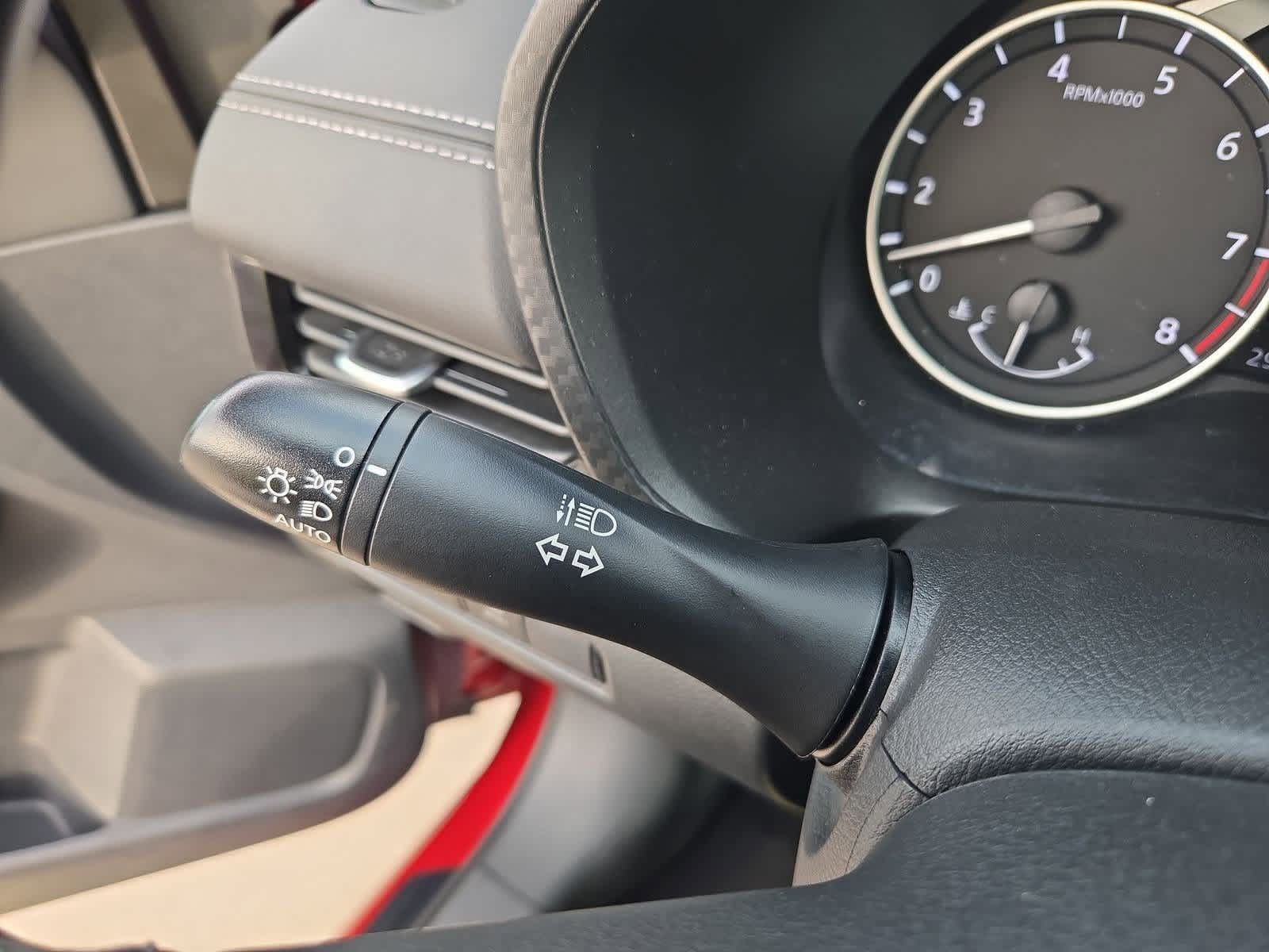 Thumbnail: 2021 Nissan Sentra - 25