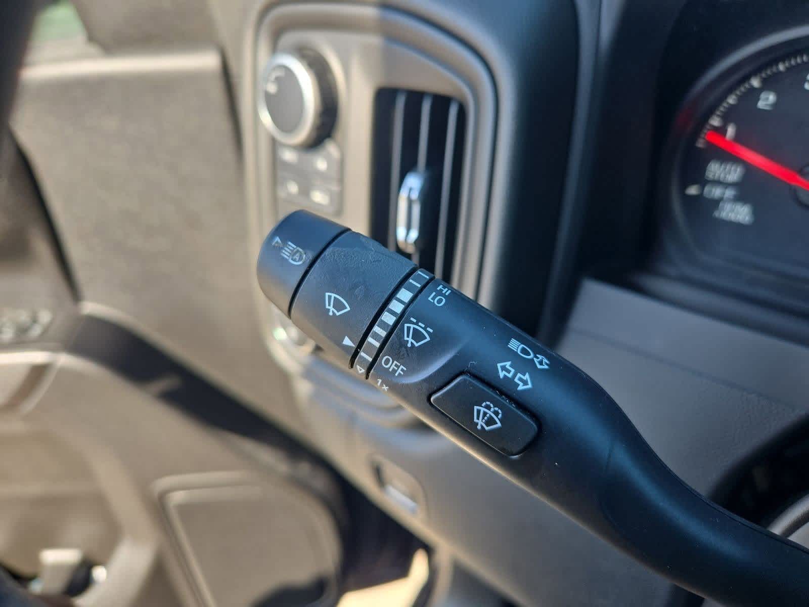 Thumbnail: 2022 Chevrolet Silverado 1500 - 23