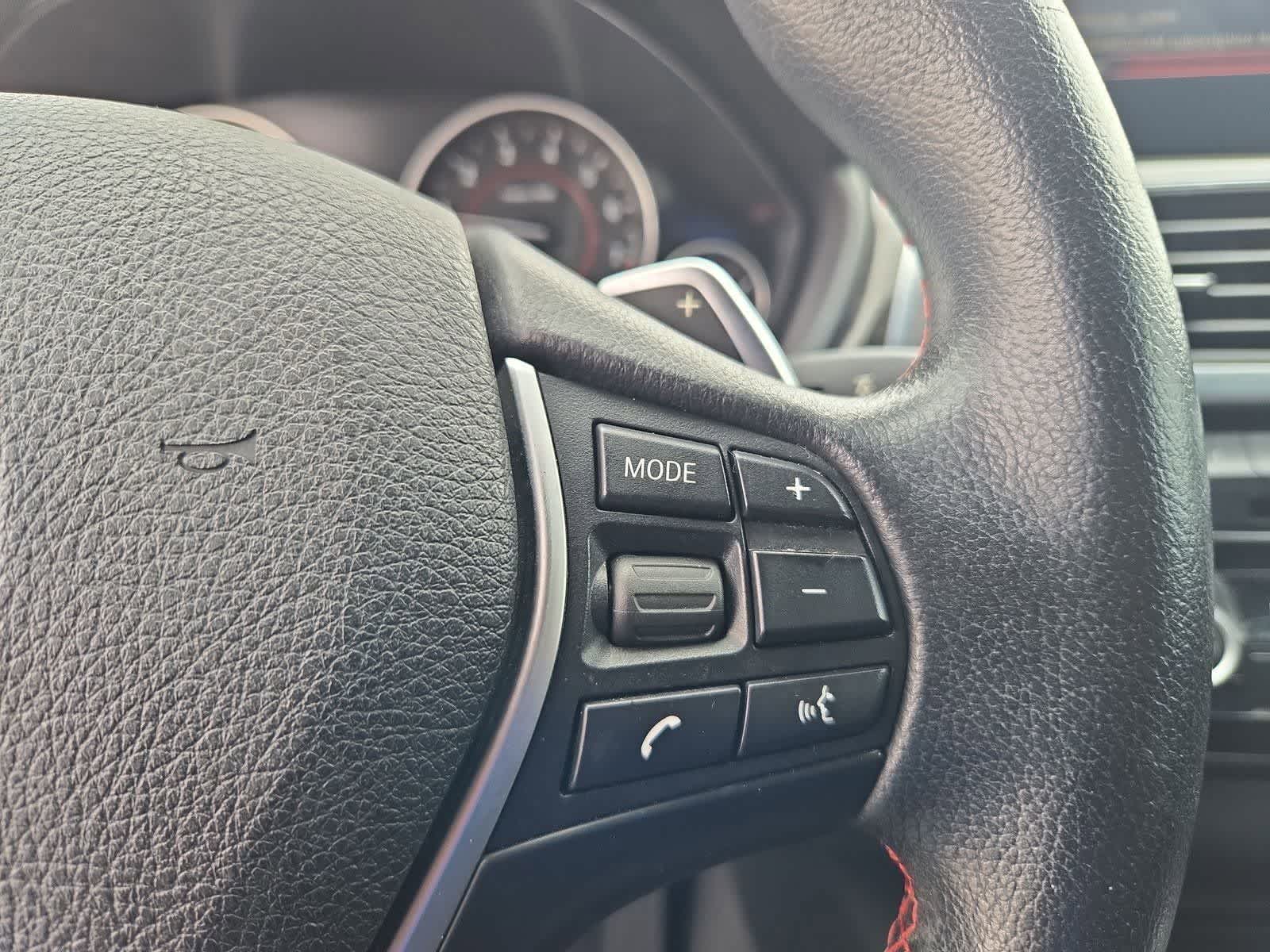 Thumbnail: 2016 BMW 3 Series - 25