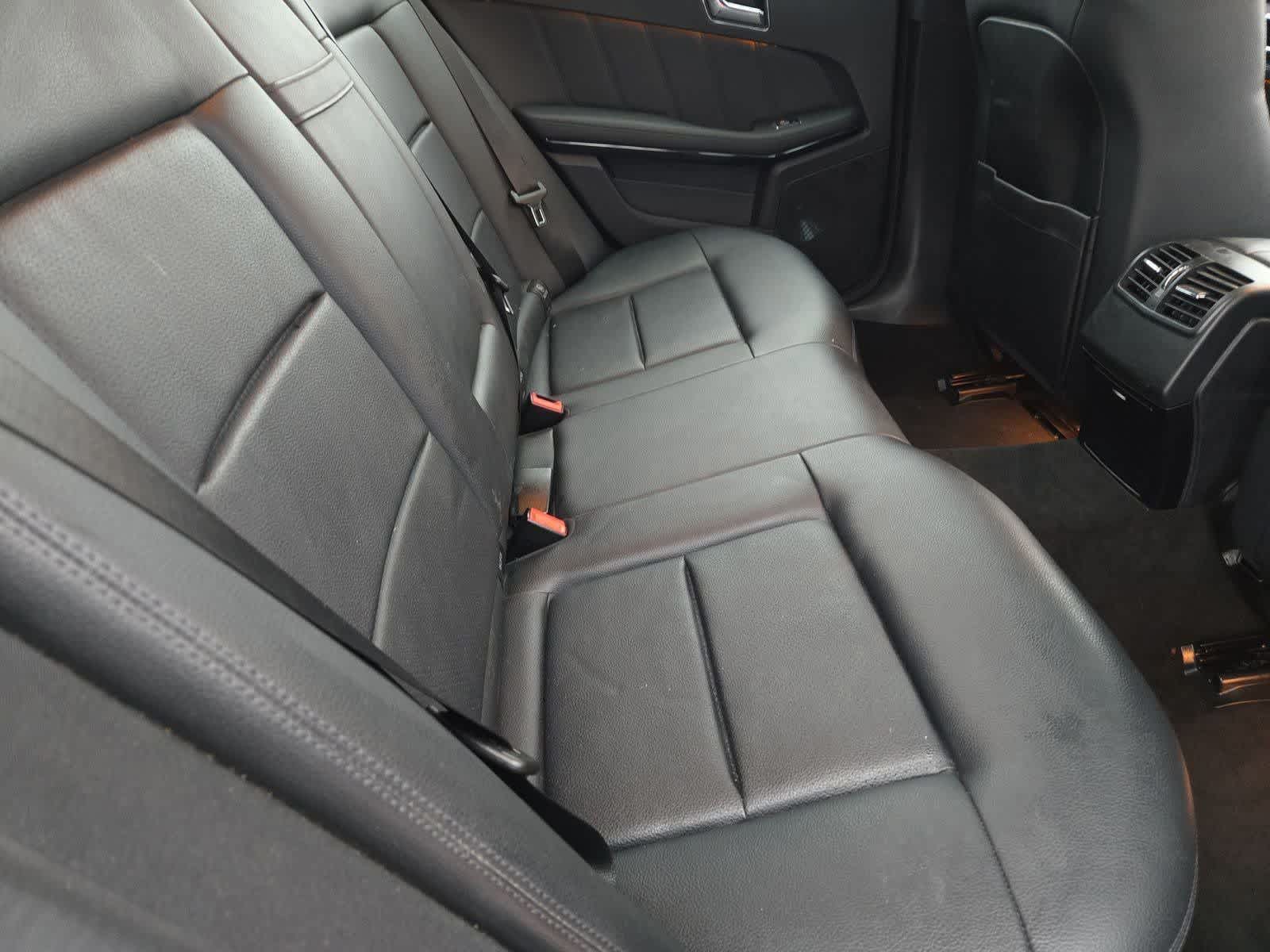 Thumbnail: 2011 Mercedes-Benz E-Class - 19