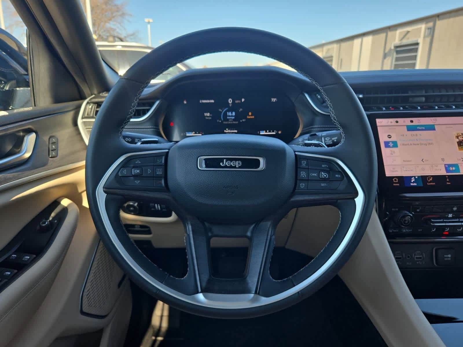 Thumbnail: 2023 Jeep Grand Cherokee - 23