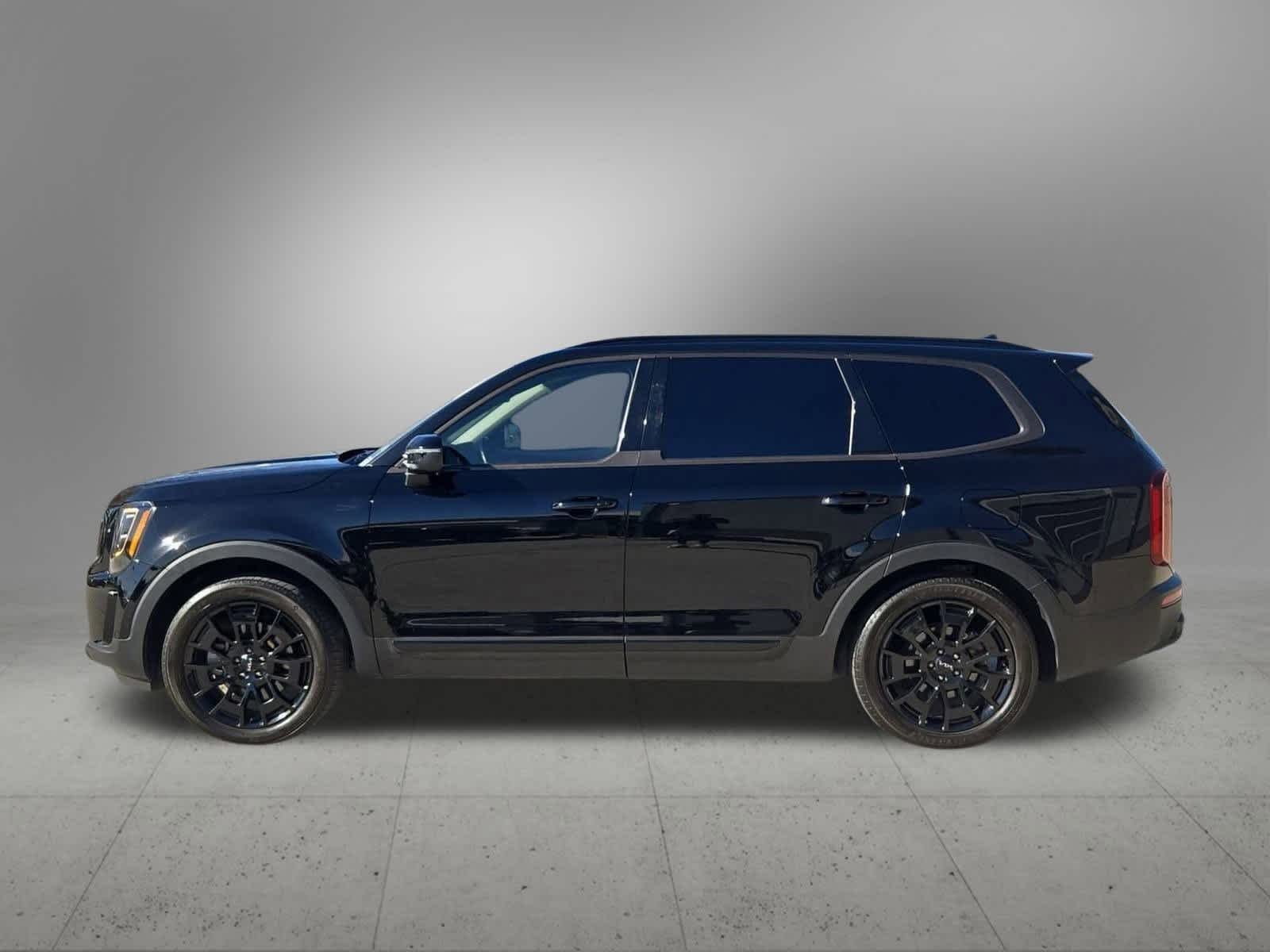 Thumbnail: 2022 Kia Telluride - 3
