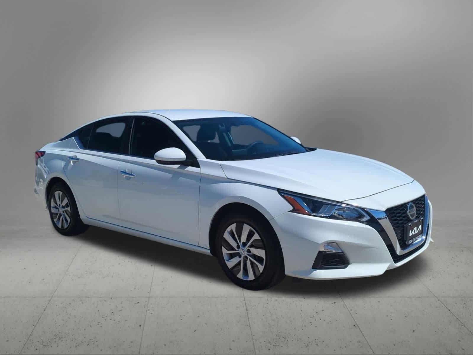 Thumbnail: 2020 Nissan Altima - 8