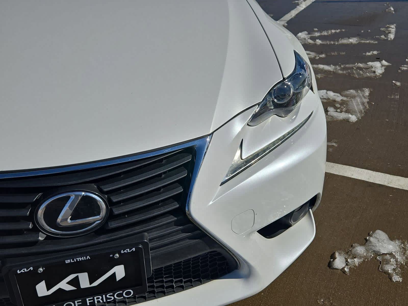 Thumbnail: 2014 Lexus IS - 11