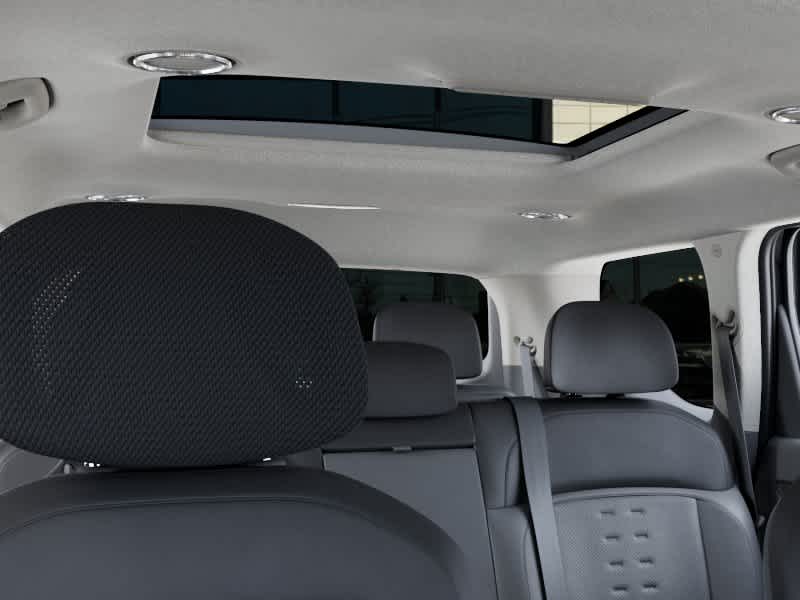 Thumbnail: 2026 Kia EV9 - 27