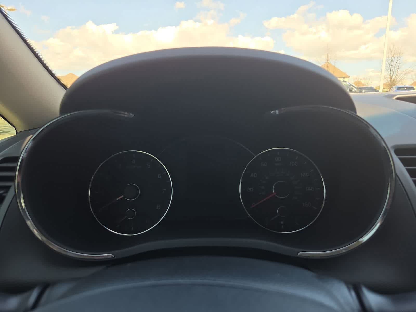 Thumbnail: 2015 Kia Forte - 28