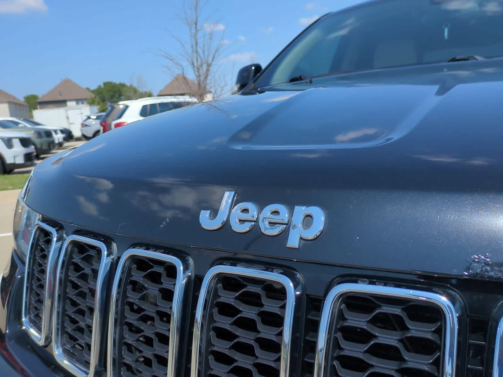 Thumbnail: 2018 Jeep Grand Cherokee - 11