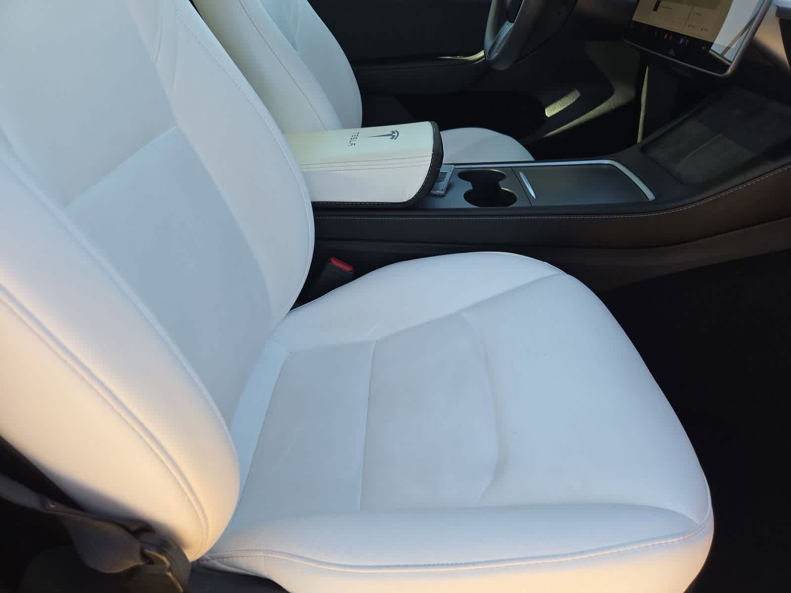 Thumbnail: 2024 Tesla Model Y - 19