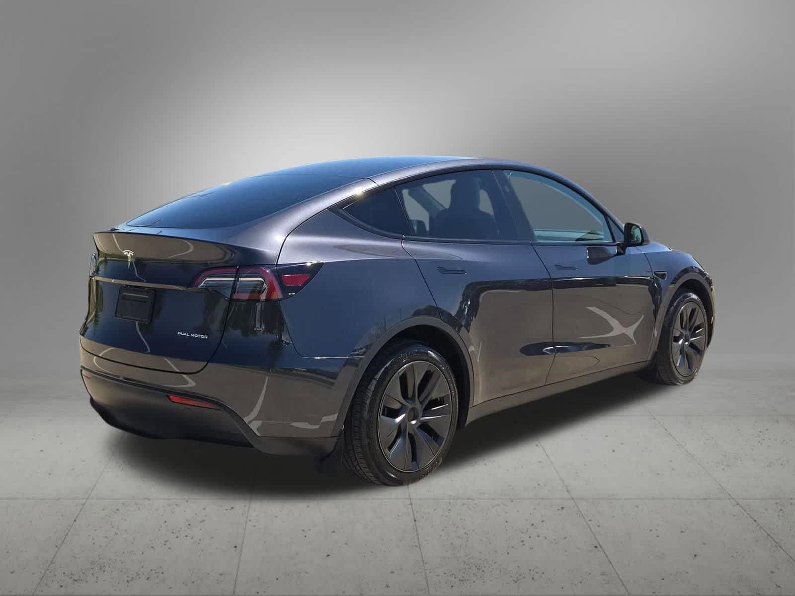 Thumbnail: 2025 Tesla Model Y - 6
