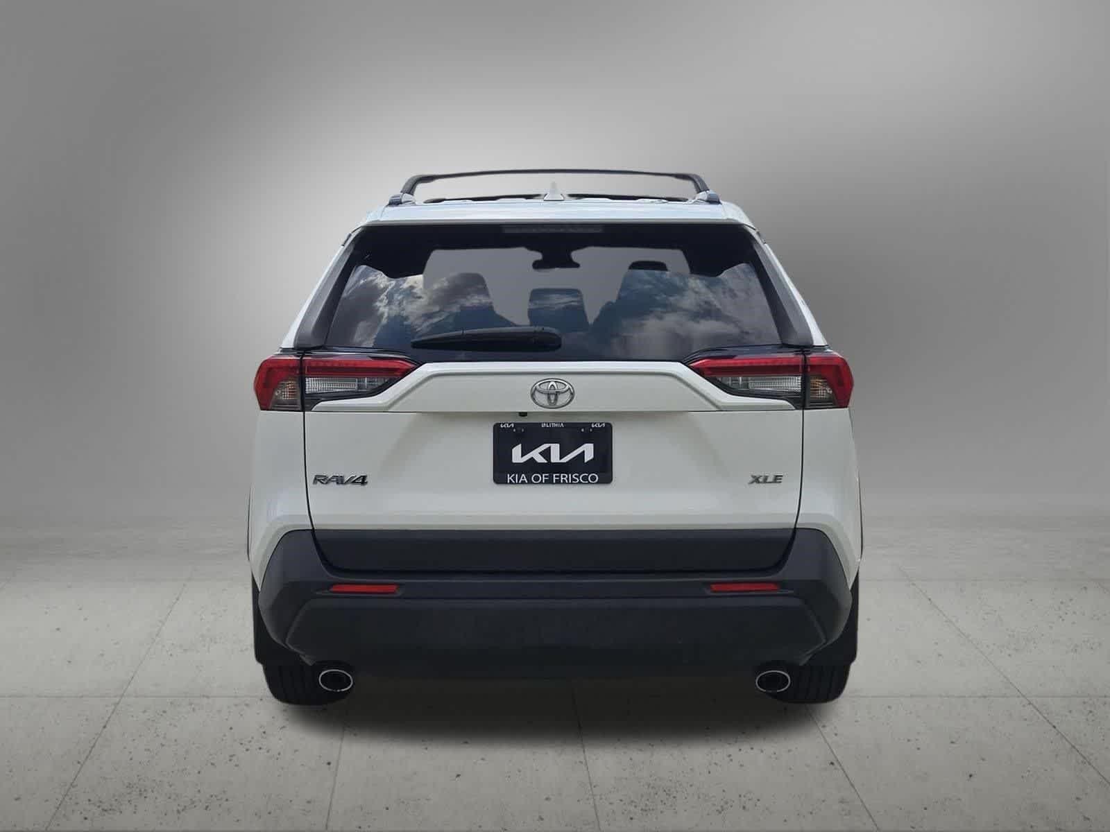 Thumbnail: 2019 Toyota RAV4 - 4