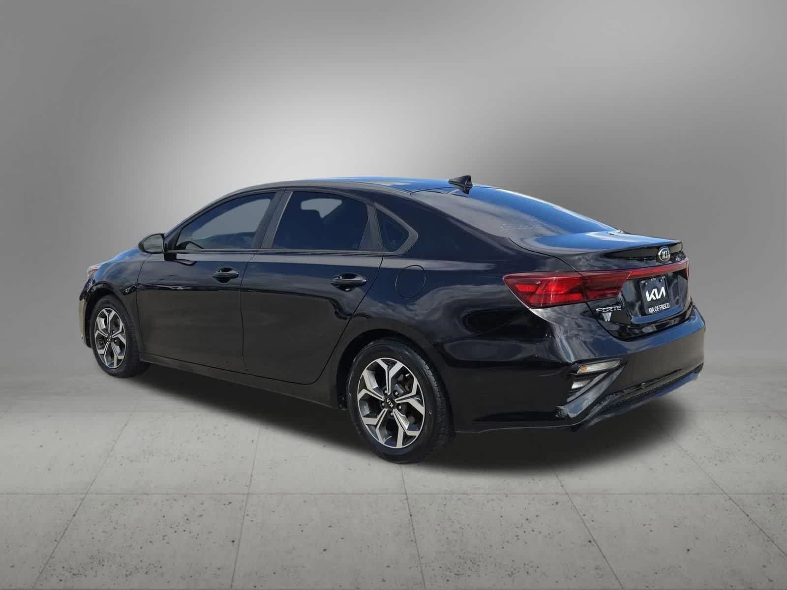 Thumbnail: 2019 Kia Forte - 4