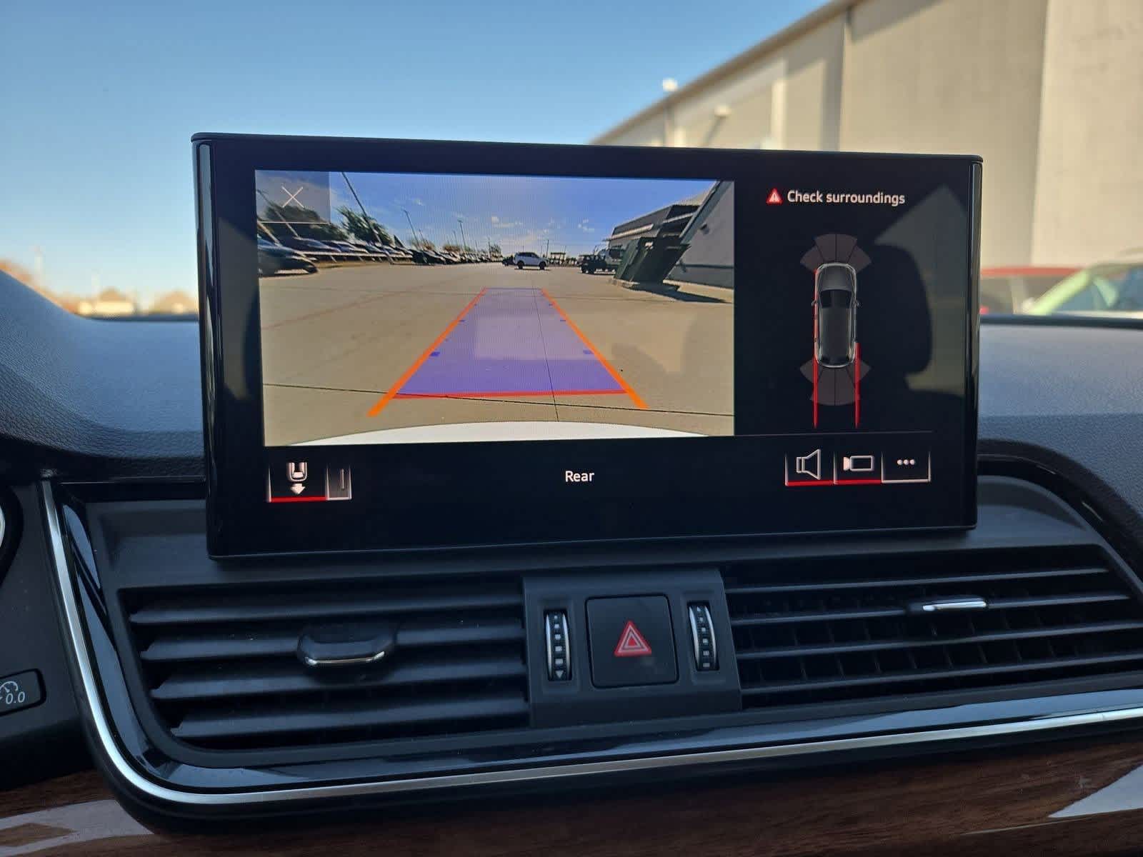 Thumbnail: 2023 Audi Q5 - 29