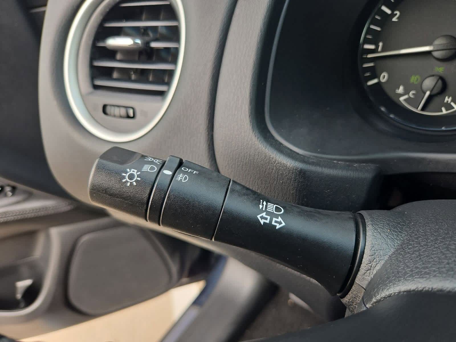 Thumbnail: 2015 Nissan Pathfinder - 25