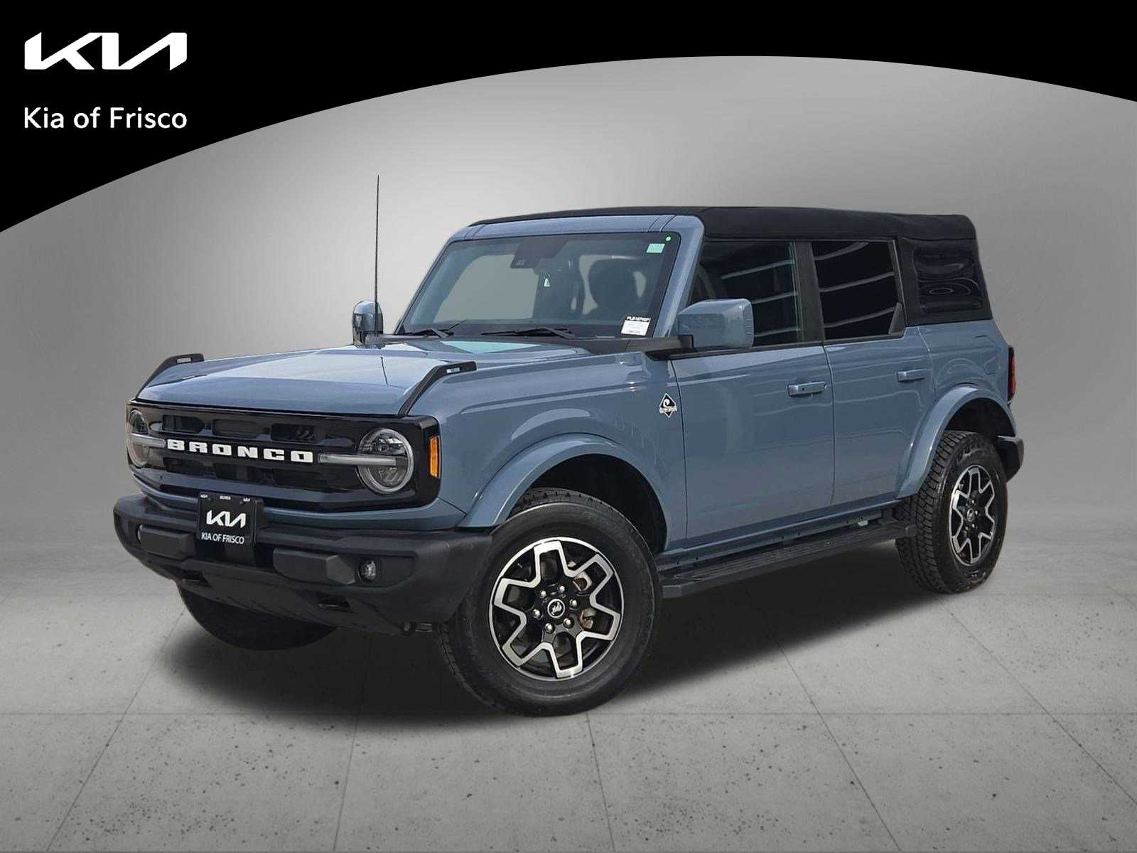 2023 Ford Bronco 4-Door Outer Banks's photo