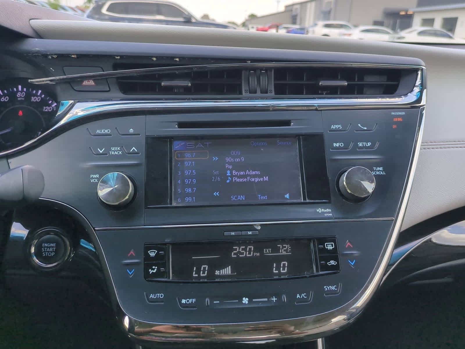Thumbnail: 2013 Toyota Avalon - 29