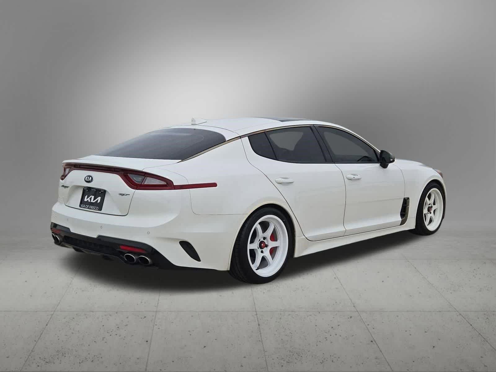 Thumbnail: 2018 Kia Stinger - 6