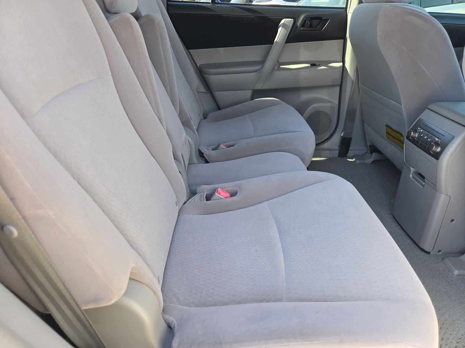 Thumbnail: 2009 Toyota Highlander - 19