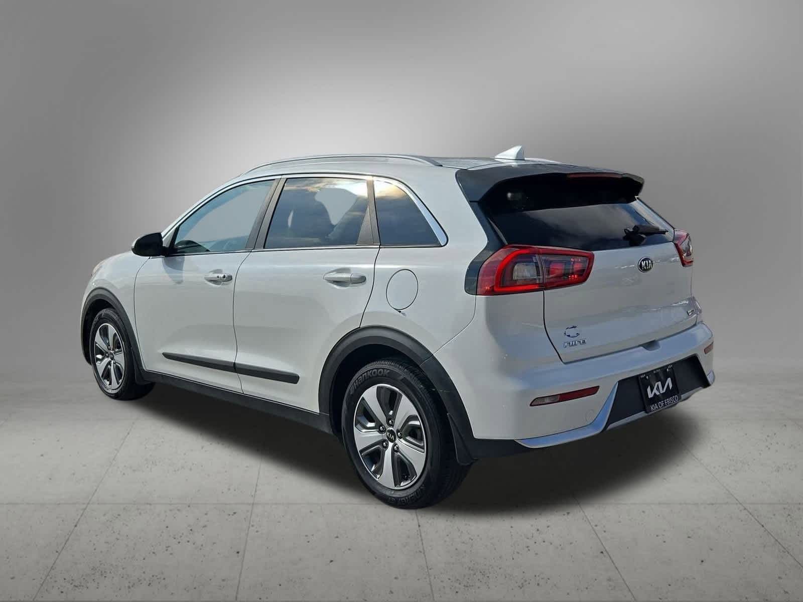 Thumbnail: 2018 Kia Niro - 4