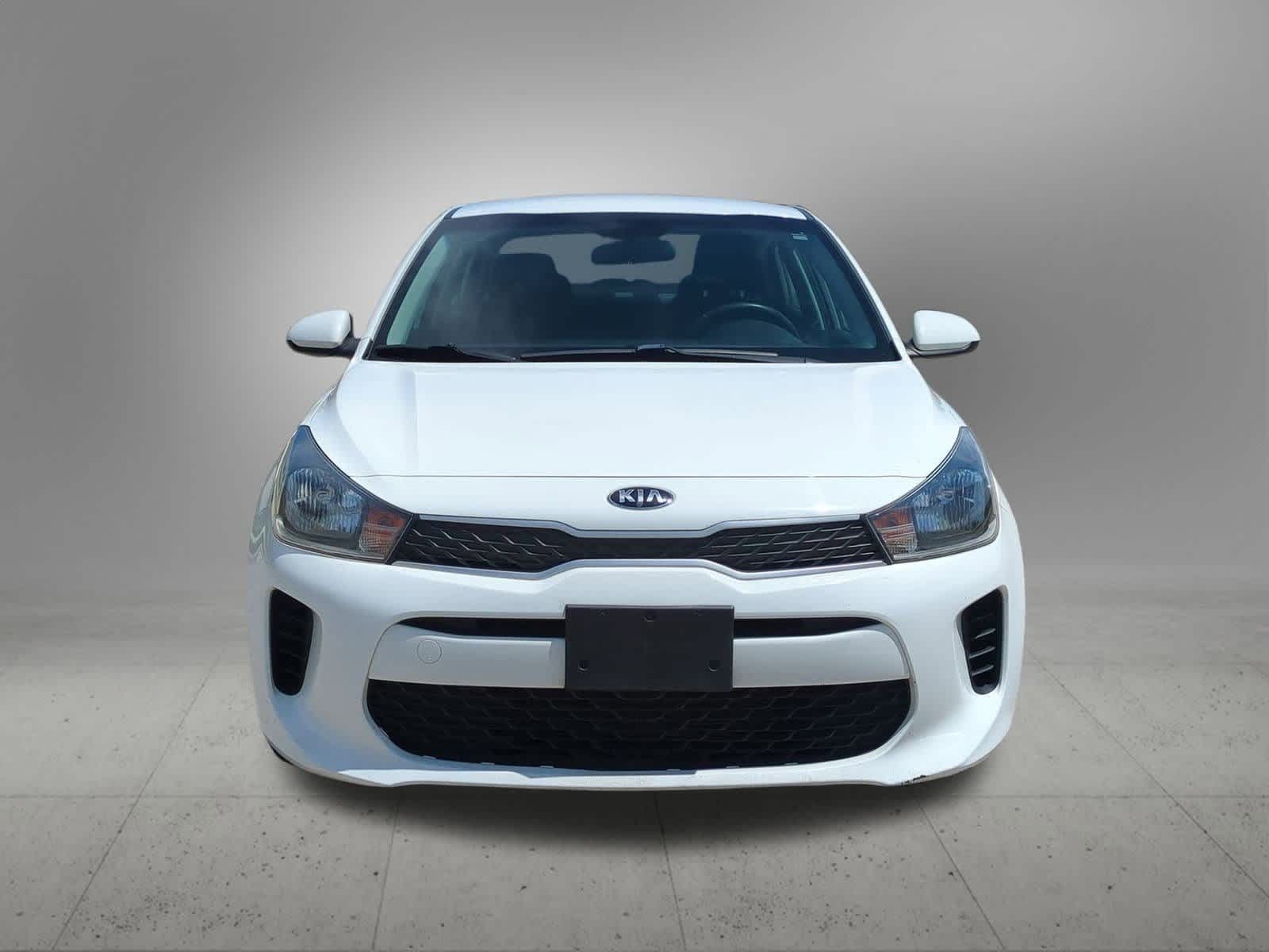 Thumbnail: 2020 Kia Rio - 9