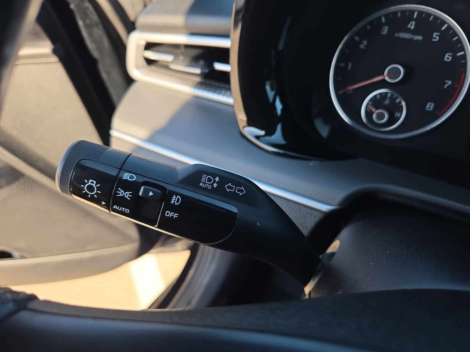 Thumbnail: 2023 Kia K5 - 24