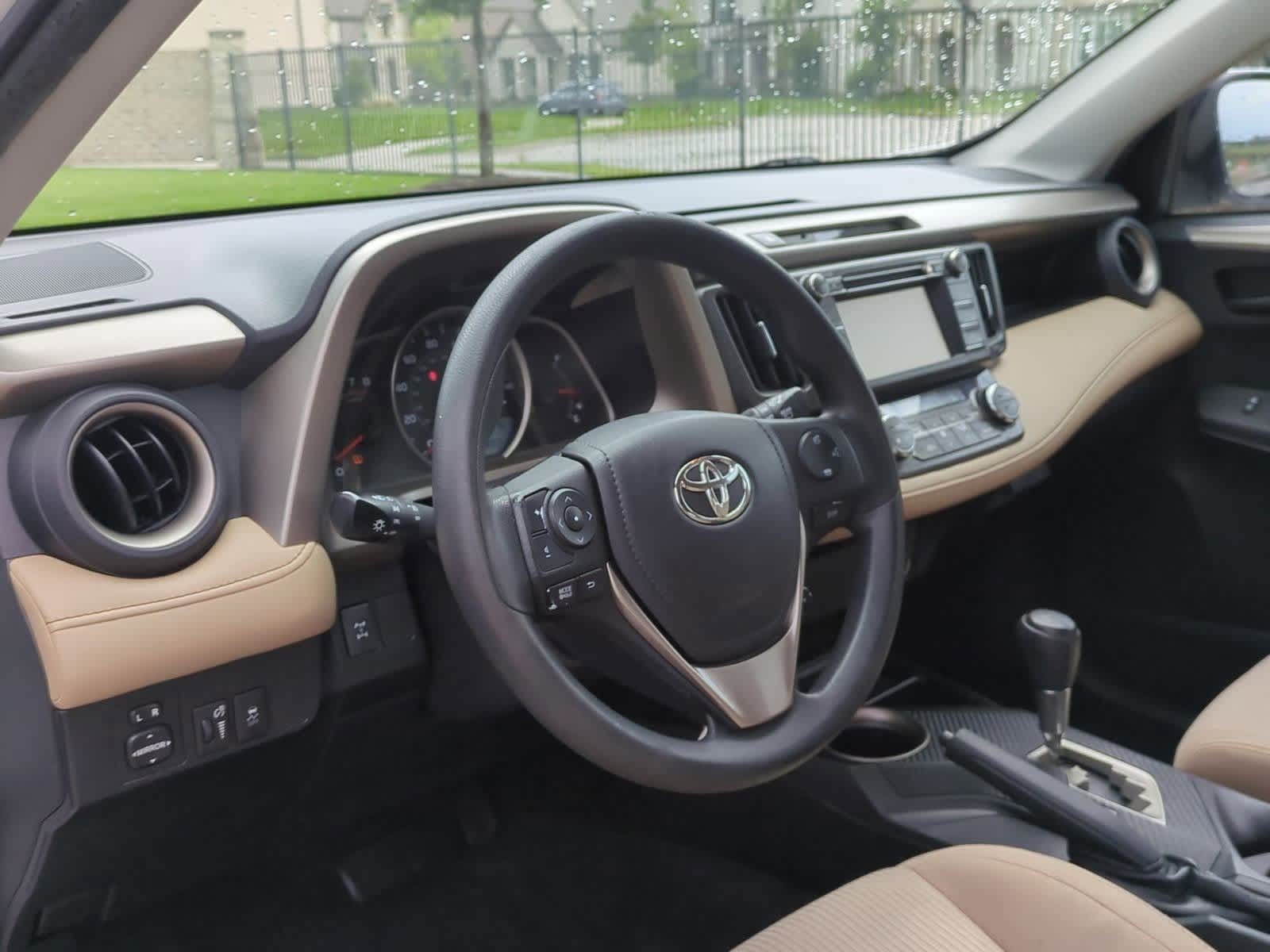 Thumbnail: 2013 Toyota RAV4 - 2