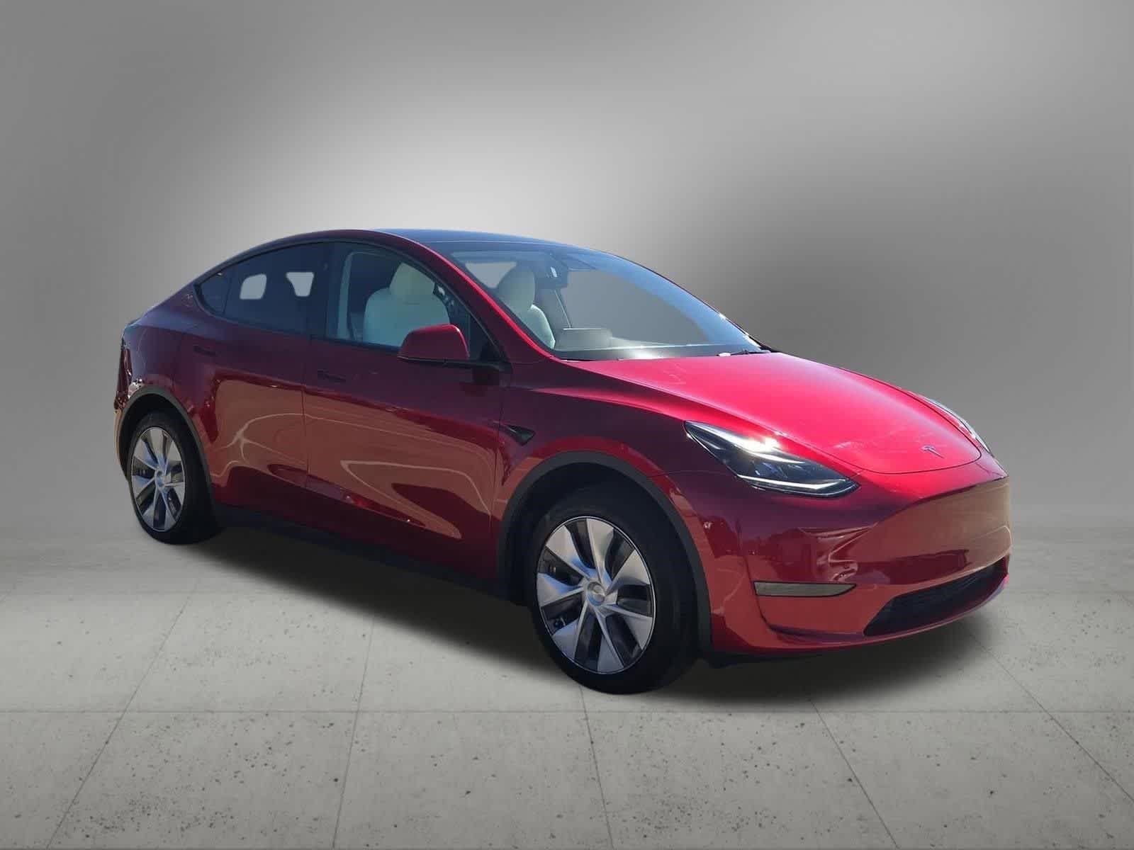 Thumbnail: 2024 Tesla Model Y - 8