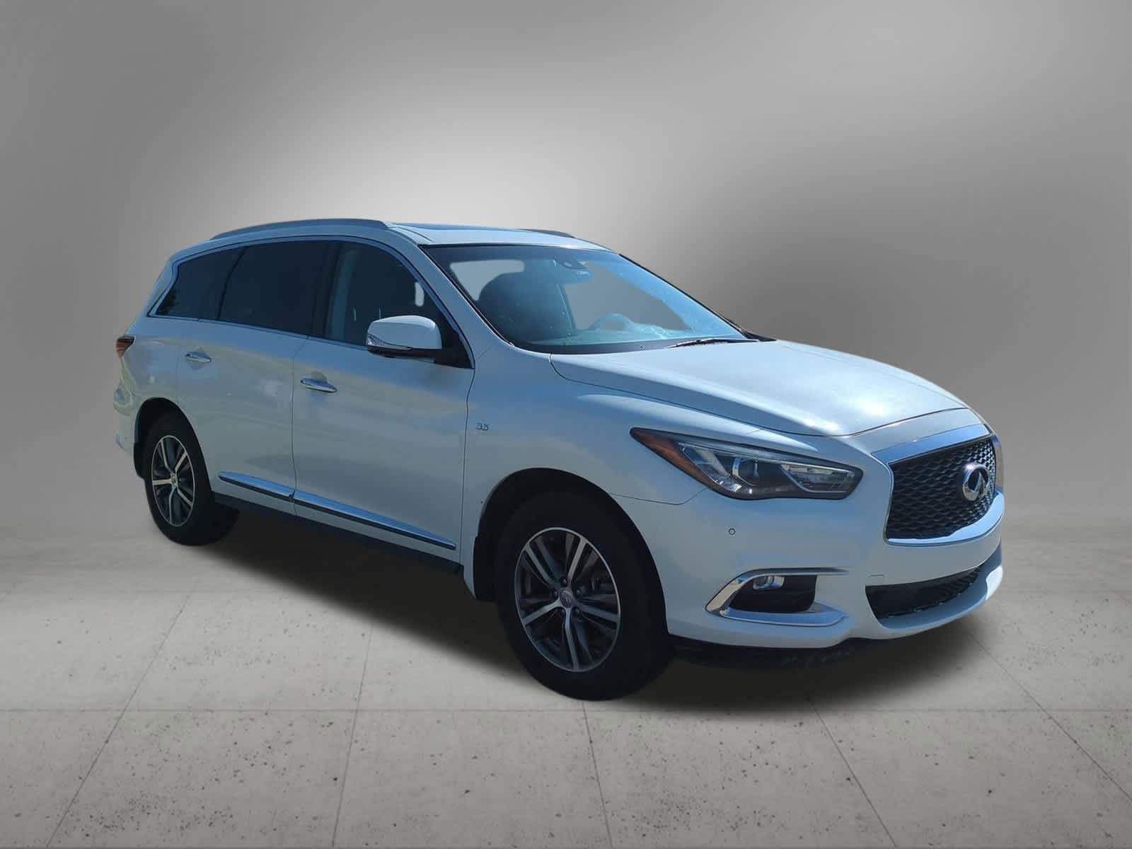 Thumbnail: 2017 INFINITI QX60 - 8