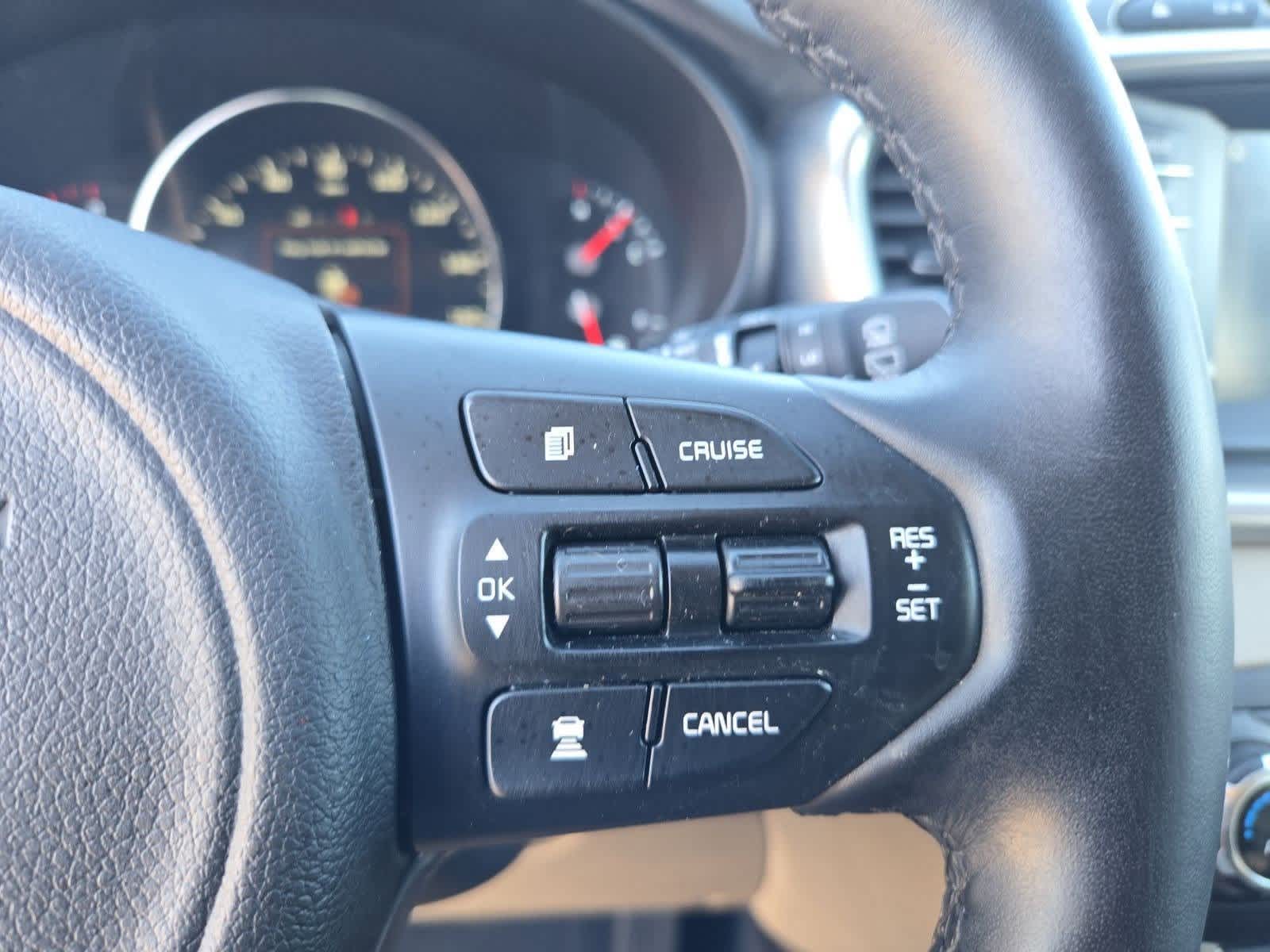 Thumbnail: 2017 Kia Sorento - 25