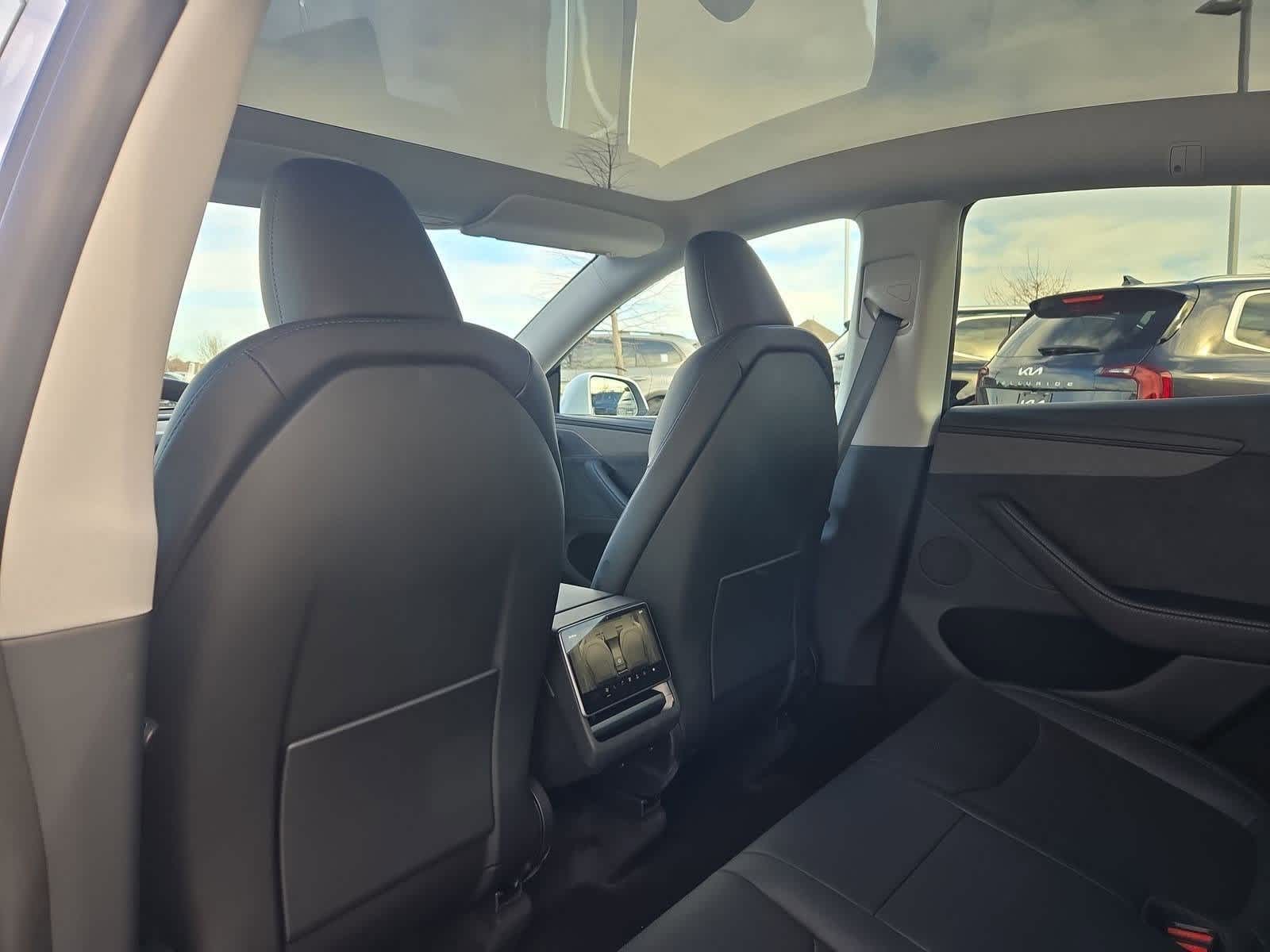 Thumbnail: 2026 Tesla Model Y - 16