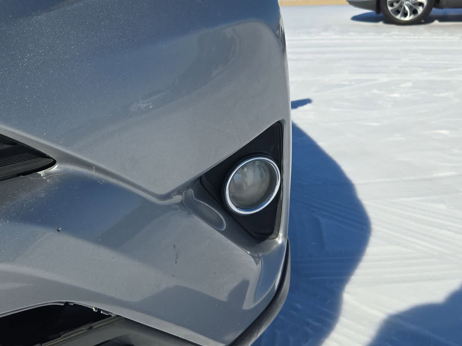 Thumbnail: 2016 Toyota RAV4 - 10