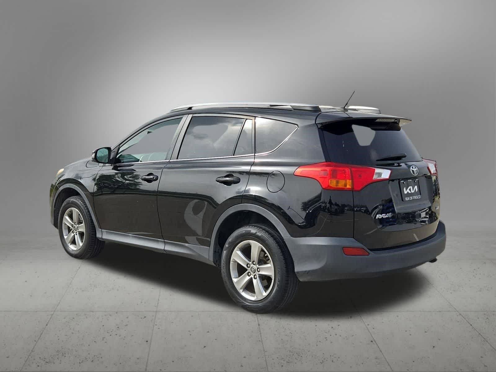 Thumbnail: 2015 Toyota RAV4 - 4